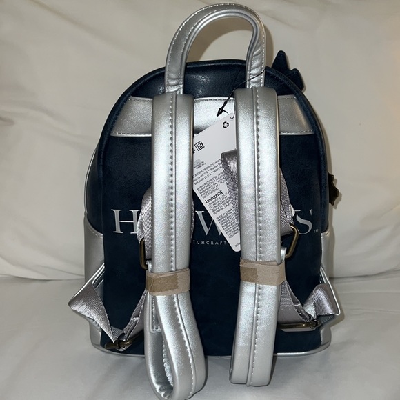 🪄Harry Potter Loungefly Exclusive Mini Backpack🪄 - Picture 2 of 7